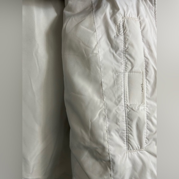 Spyder Women's Clara Short Puffer Jacket Coat Color WHITE Size L - Picture 9 of 16